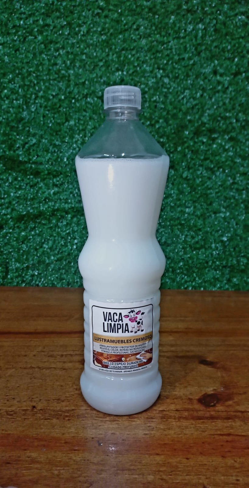 Lustra Muebles Cremoso 900ml
